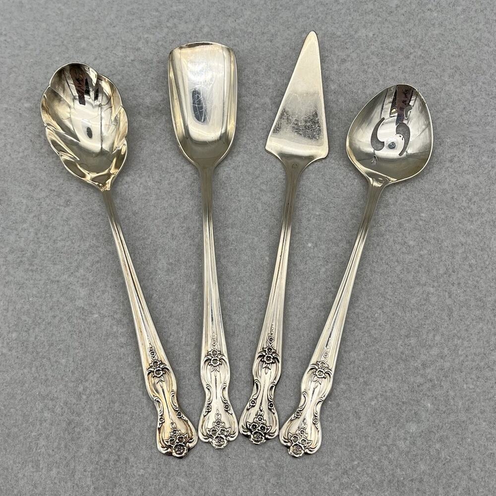 Wm. Rogers MAGNOLIA - Inspiration Silverplate PETITE Server Set 1951 Extra Plate